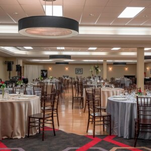 Four Points by Sheraton Edmonton South