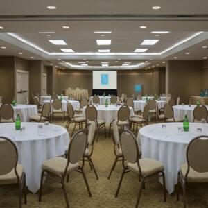 Toronto Don Valley Hotel and Suites