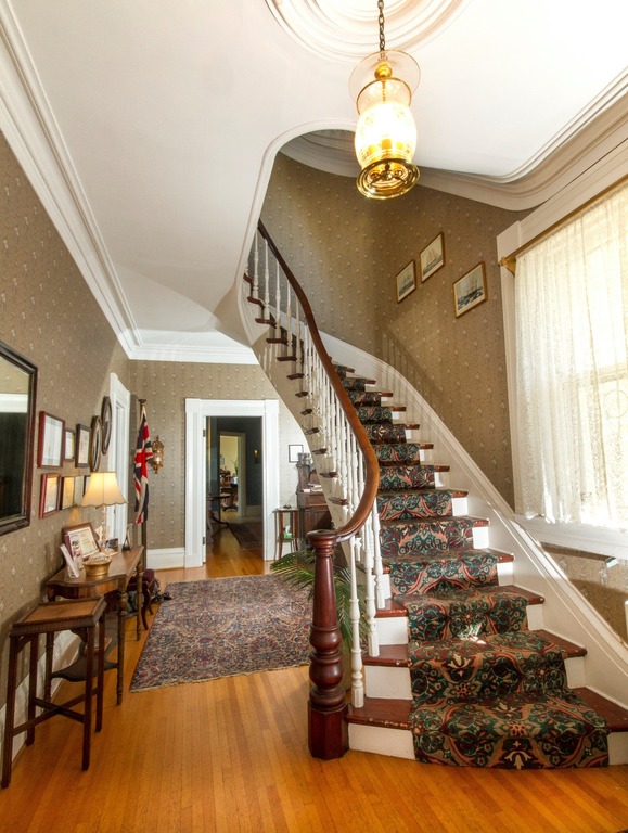 Homeport Historic B and B